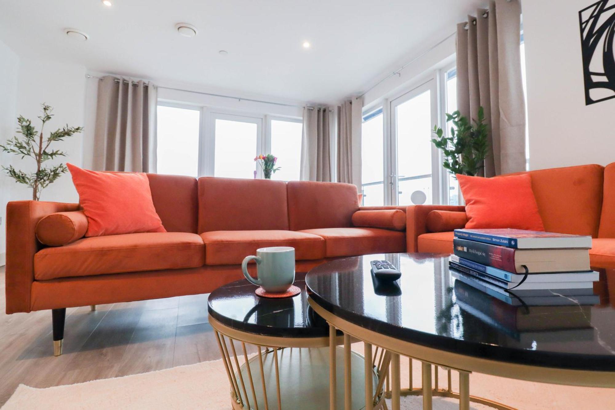 Spacious And Sunny Flat L River Balcony View ! Apartment *
