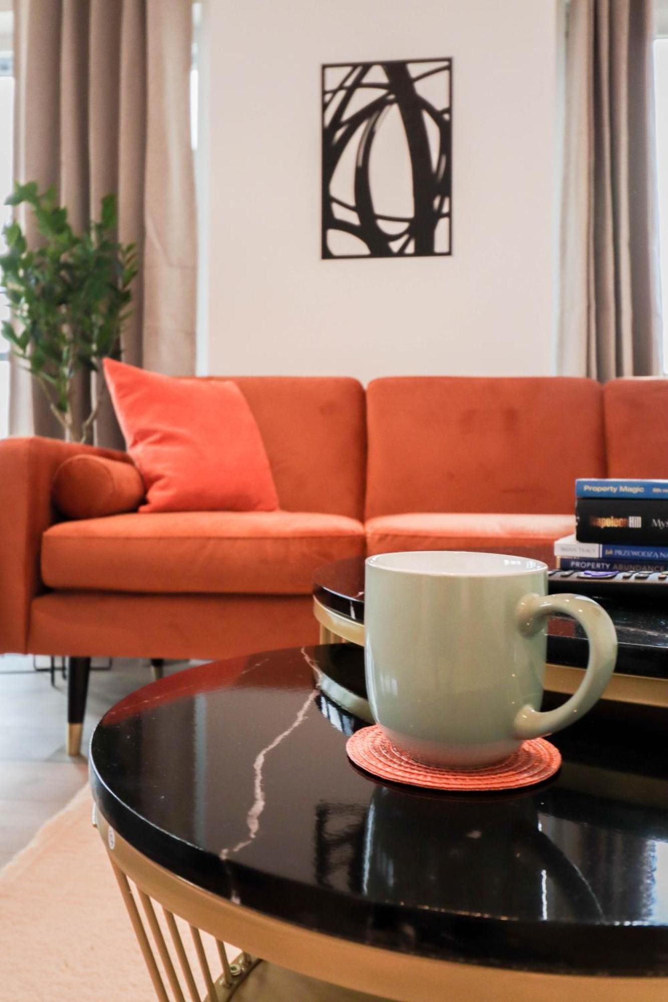 Spacious And Sunny Flat L River Balcony View ! Apartment London